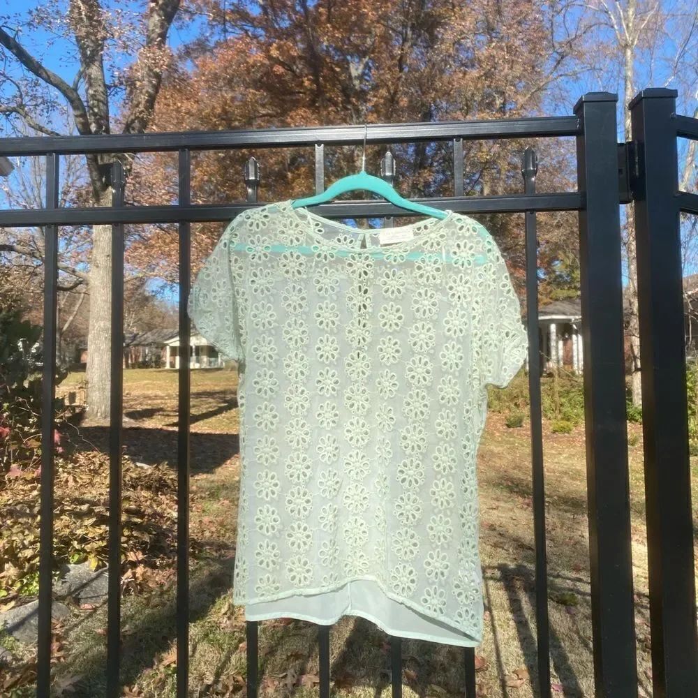 Zara Floral Embroidered Top - Picture 7 of 8